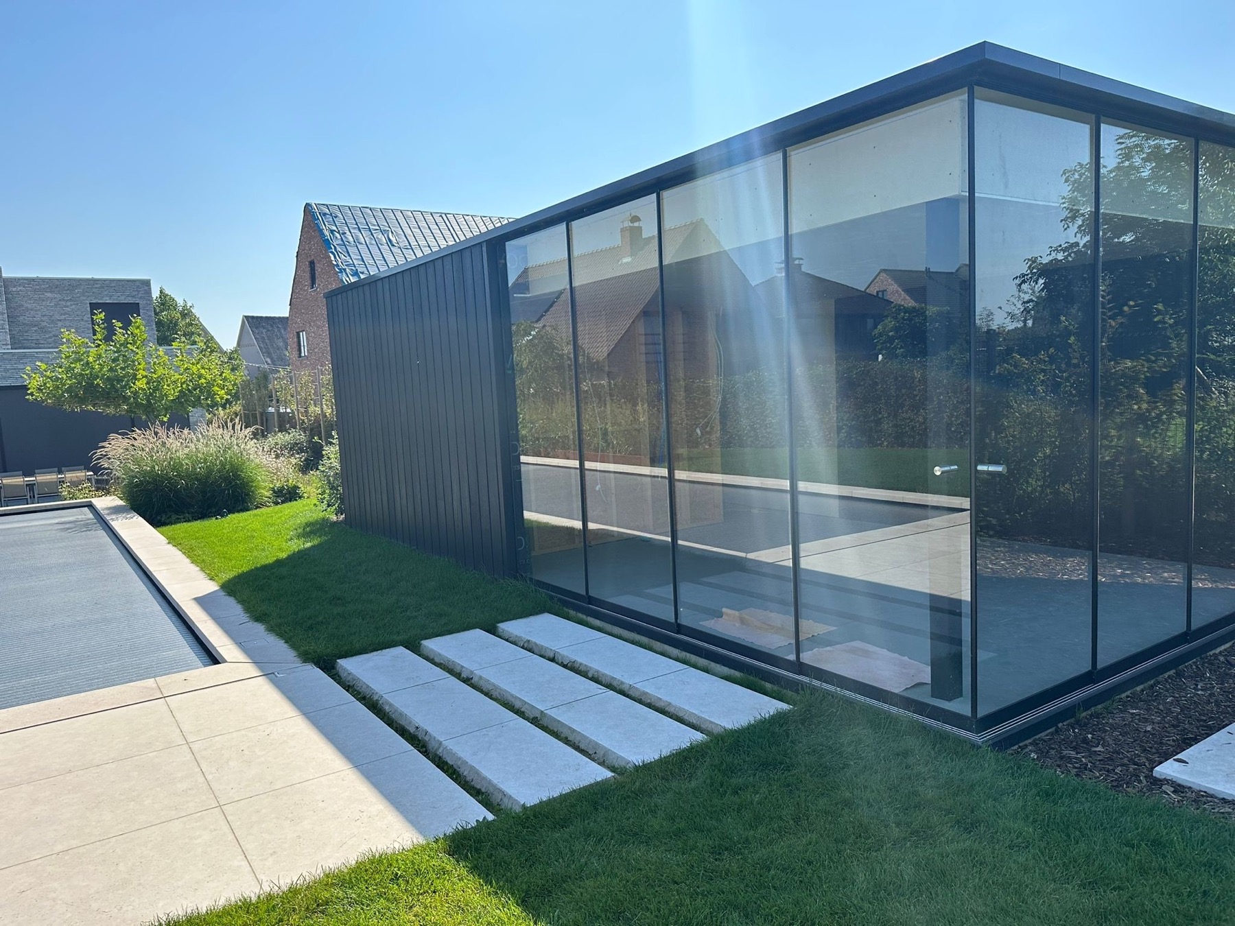 Carport & tuinberging in hout — detail